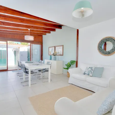 Pebble Beach & Country House Vila