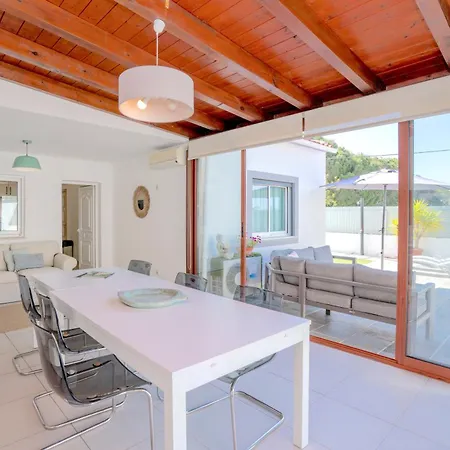 Pebble Beach & Country House Vila